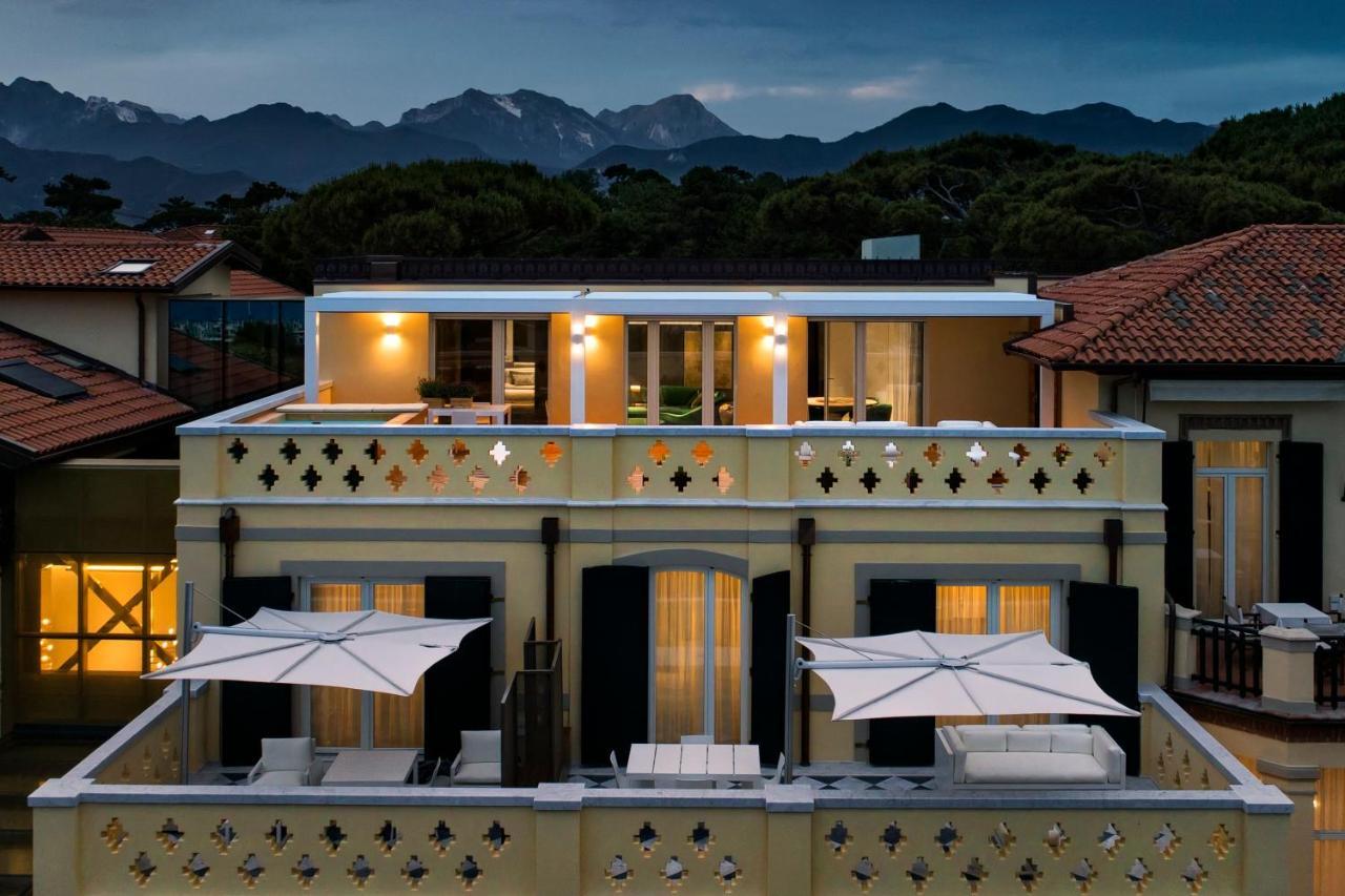 Hotel Byron Forte dei Marmi Exterior photo